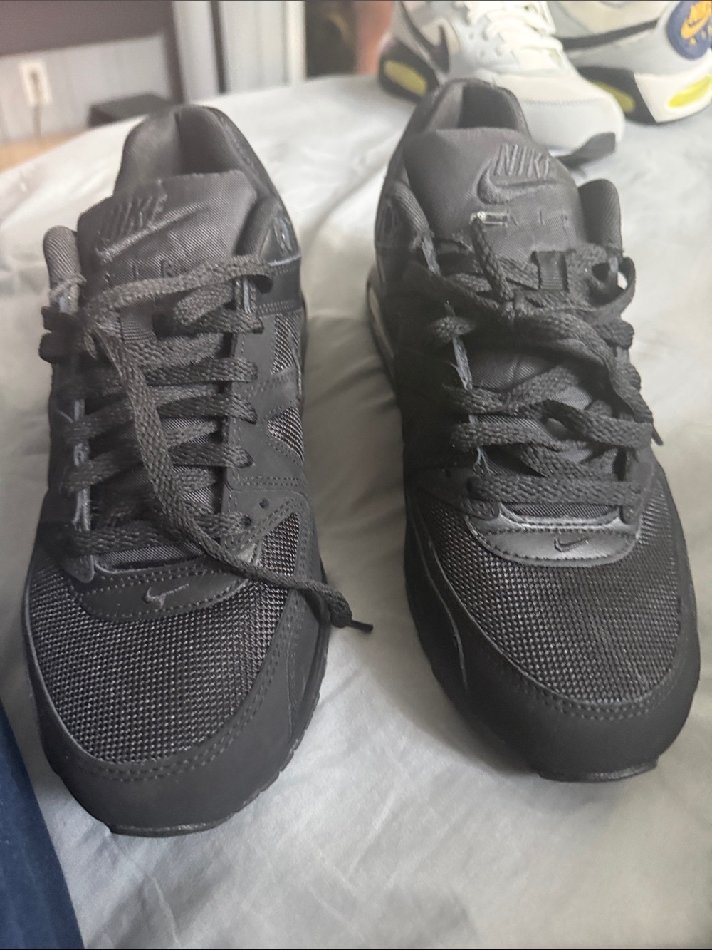 Nike Men’s Black Mesh and Leather Sneakers